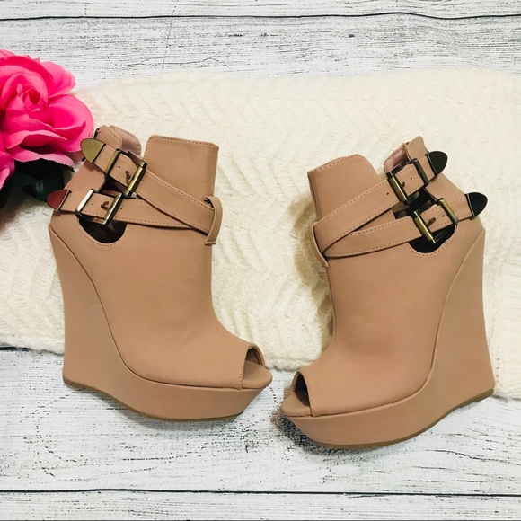BAMBOO Shoes - Bamboo Dreamer Peeptoe Wedge Booties New